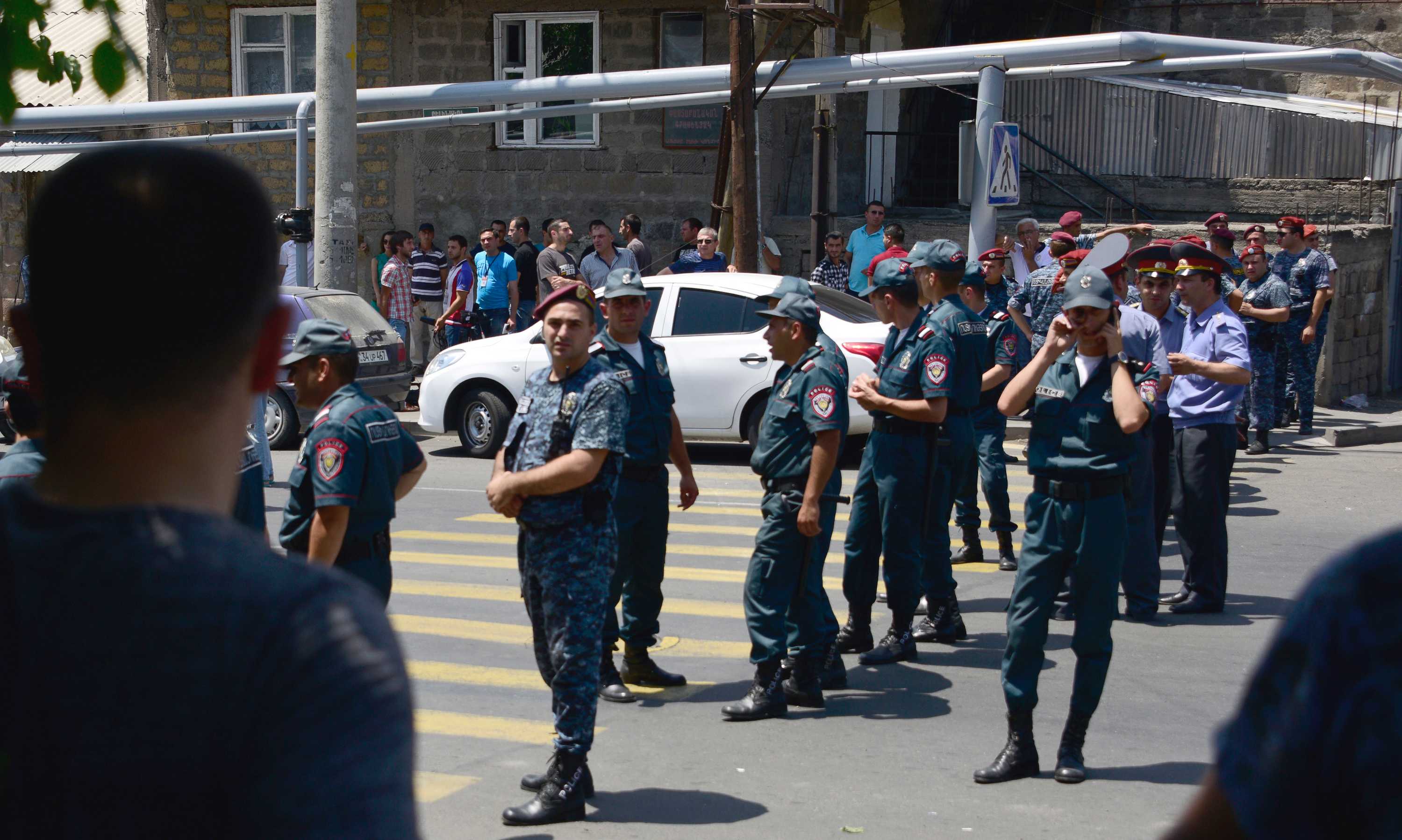 Armenian Opposition Group Seizes Yerevan Police Building Takes   545ff1dff675c8a085939dca09497cfa