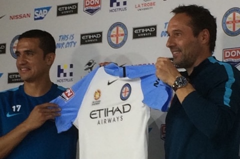 Tim Cahill signs a deal to play with Melbourne City