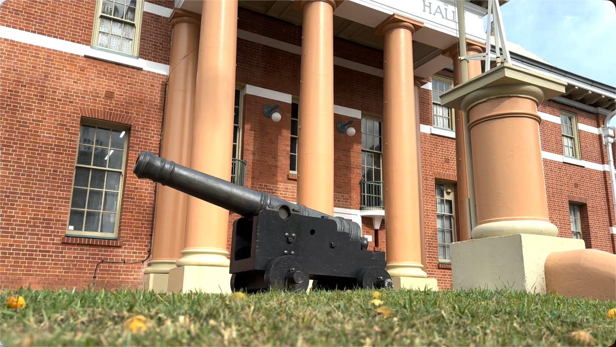 Calls to provide historical cannon with antique firearm exemption