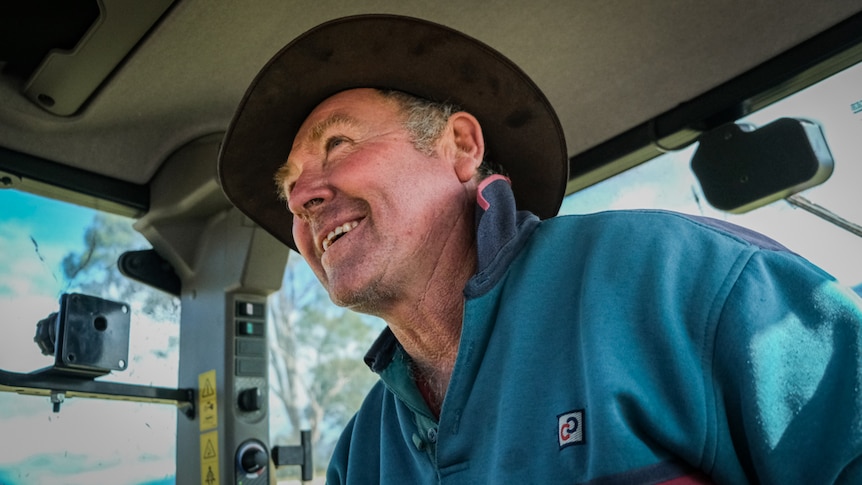 Cattle farmer Warren Salway is working to repair his bushfire impacted property.