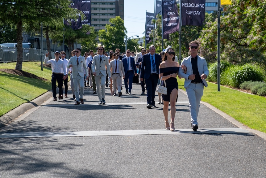 Melbourne Cup 2023 fashion