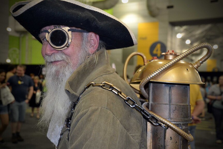 Barry Burton dons steampunk attire for Oz Comic-Con