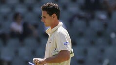 Shaun Tait carrying the drinks