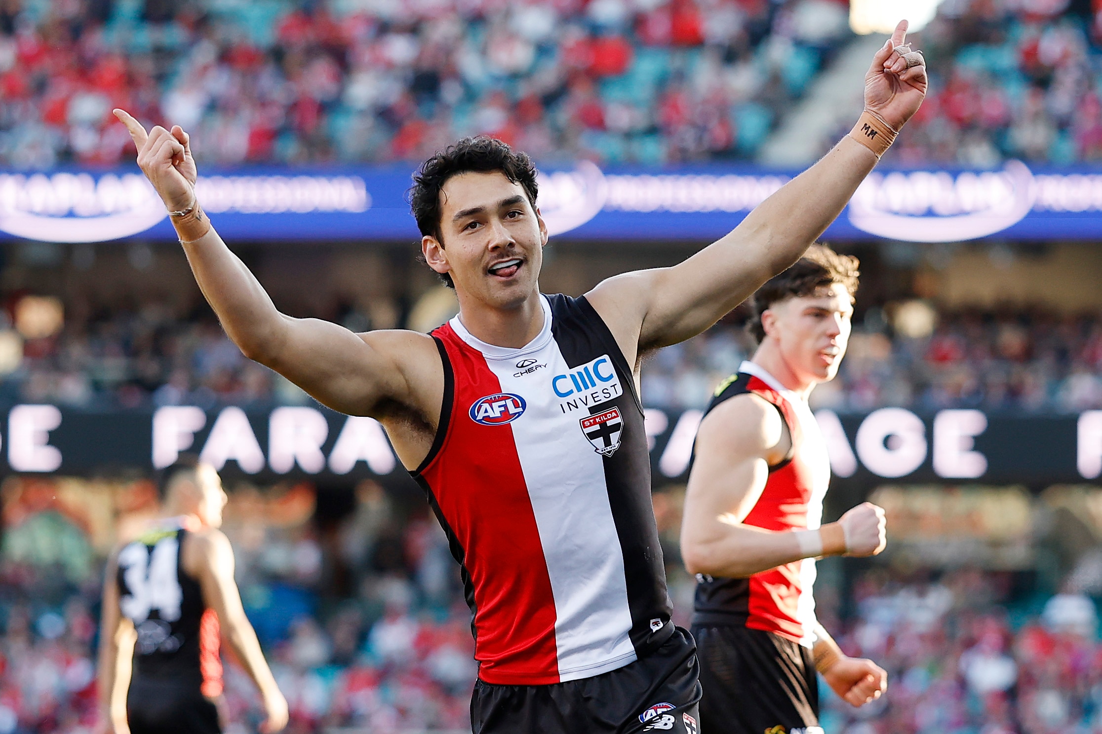 Live: Saints dominating Swans in shock start to Sunday double header
