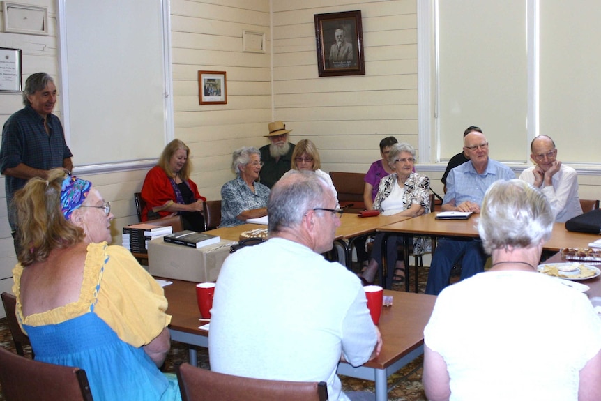 'Minyip Philosophical Society' class, led by Dr Homer Rieth (standing)