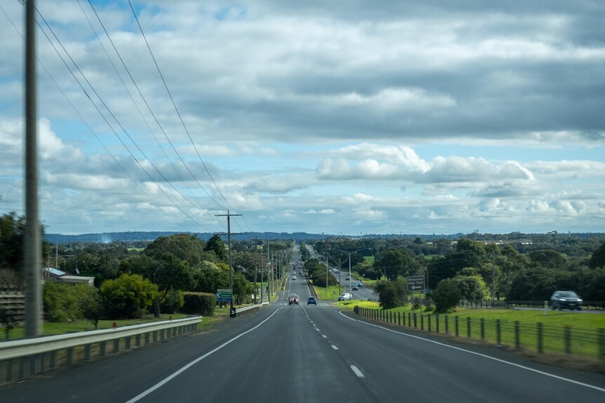 Road to Geelong from Bellarine in fine weather