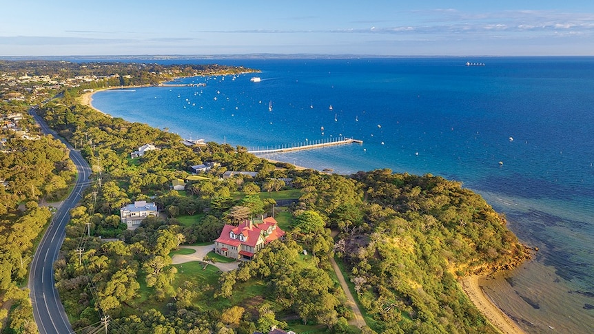 An historic mansion and four acres at Sorrento are being offered for sale.