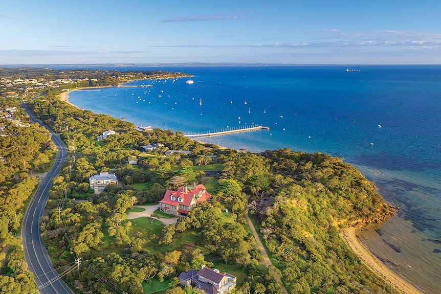 An historic mansion and four acres at Sorrento are being offered for sale.