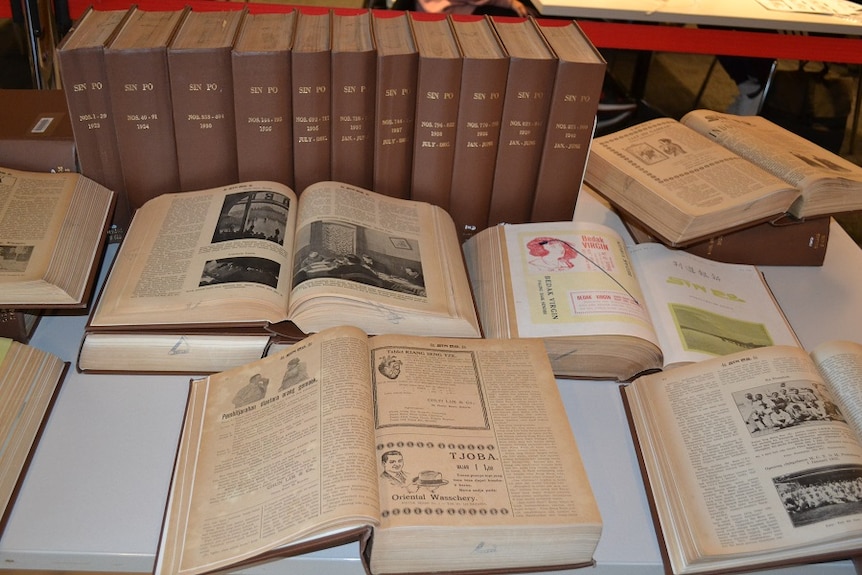 Koleksi koran Sin Po yang dimilikii oleh Perpustakaan Monash University di Melbourne
