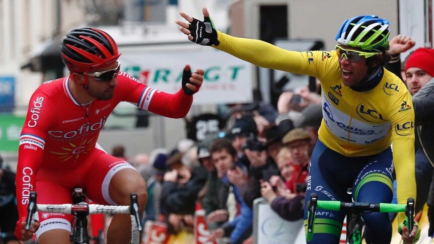 Australia's Michael Matthews (R) clashes with France's Nacer Bouhanni after Paris-Nice stage two.