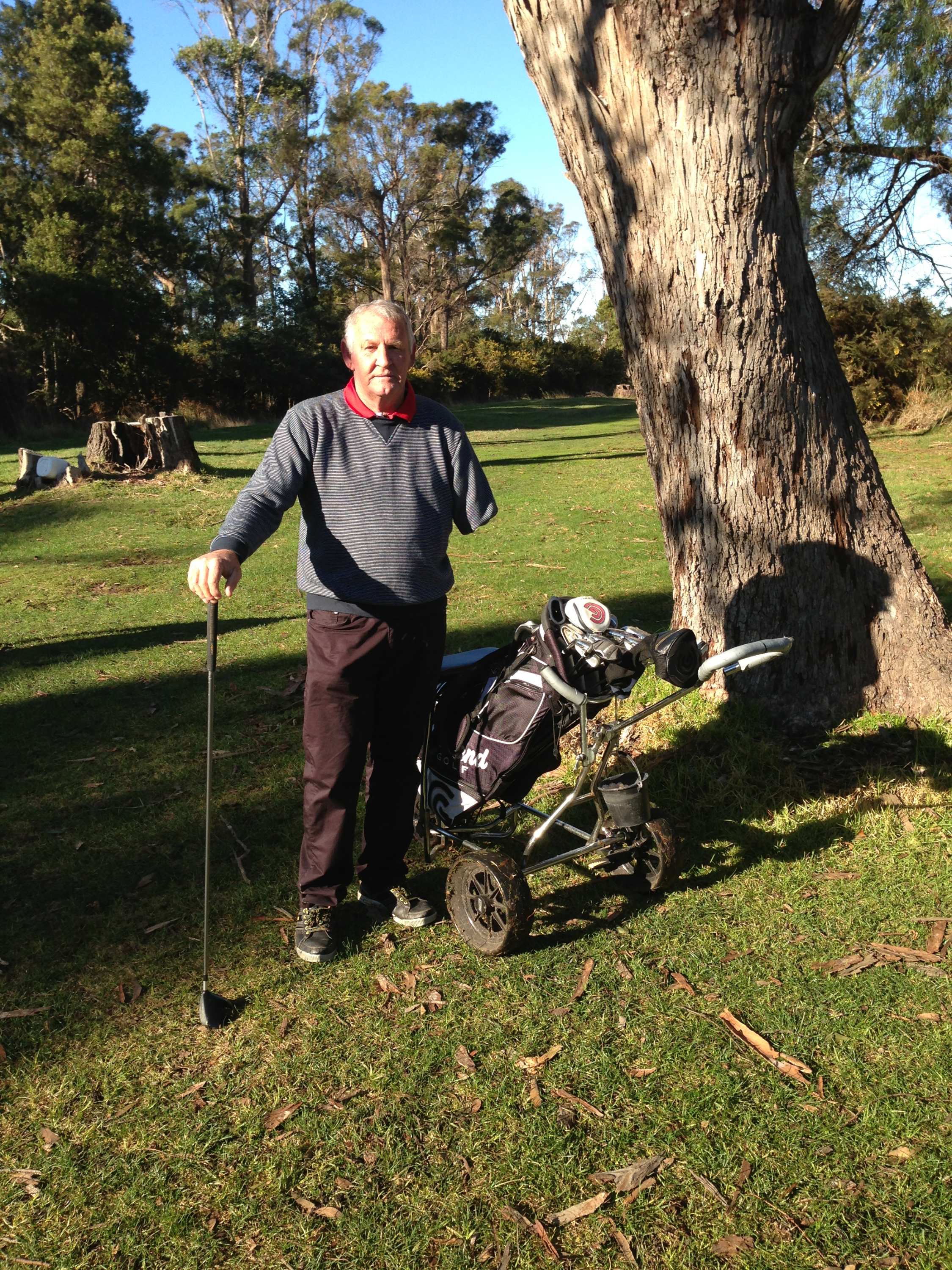 Tasmanian golfer with one arm gets to take a swing at second World