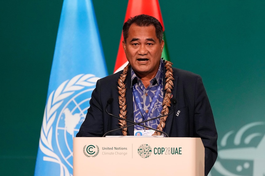 Toeolesulusulu Cedric Schuster, Samoa environment minister, speaks during COP28.