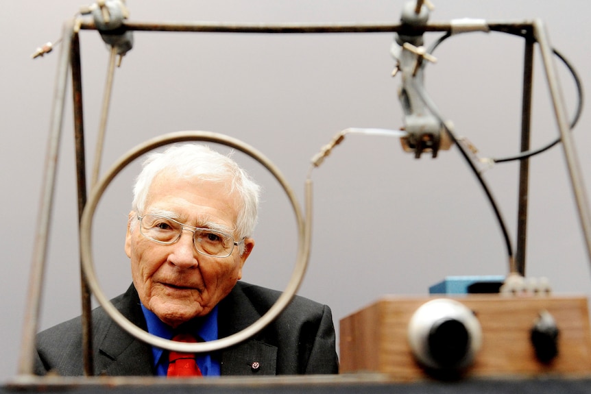James Lovelock poses with one of his early inventions, a homemade Gas Chromatography device.