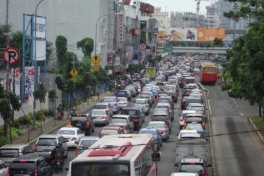 Hundreds of cars stuck on the main street of Jakarta