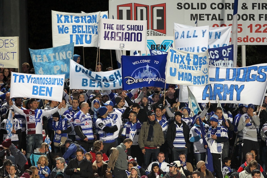 Rowdy reception ... but not all the fans at Brookvale were against Des Hasler.