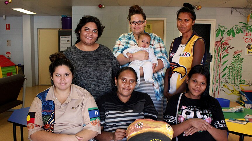 Kirsten Gallagher standing witg some of the Indigenous mums that attended the Sister to Sister antenatal program in Mount Isa.