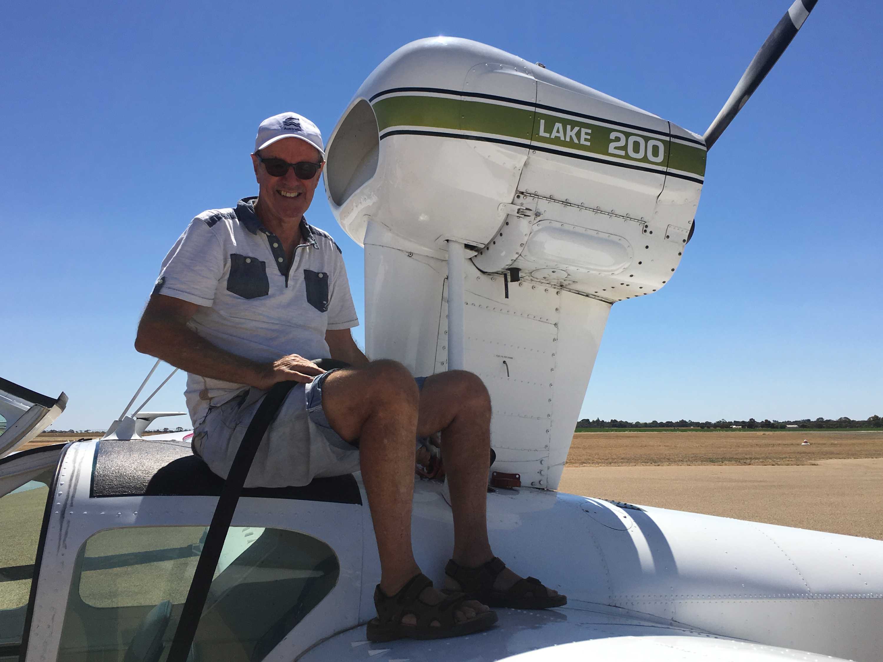 Seaplane pilots fly and splash across outback chasing the perfect ...