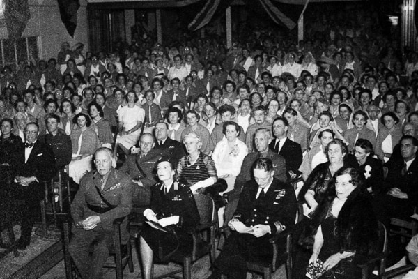 A large crowd at the official closing of Cheer Up Hut on Sat April 24, 1946.