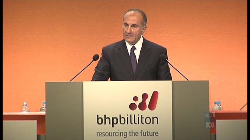 Jac Nasser says BHP Billiton will review uranium sales policy if federal view changes