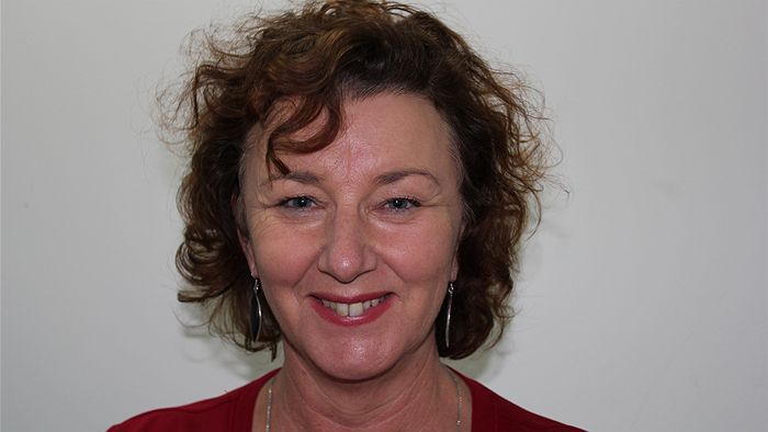 Debra Oswald counts 'Offspring' amongst her TV scriptwriting successes episode artwork
