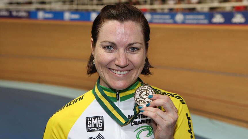 Anna Meares receives a gold medal