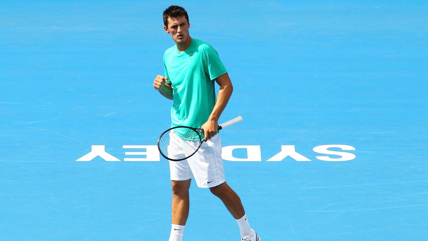 Bernard Tomic powered into the Sydney International quarter-finals with victory over Florian Mayer.