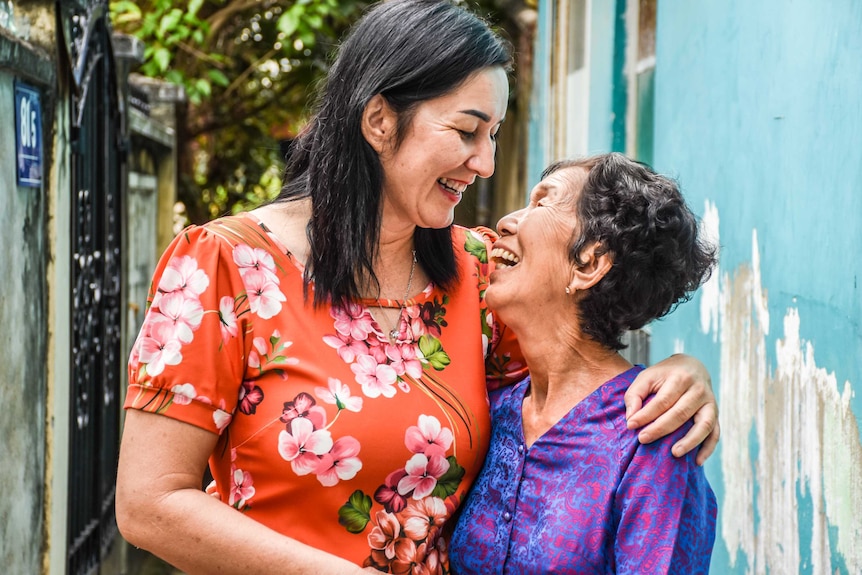 My Huong smiles at her mother