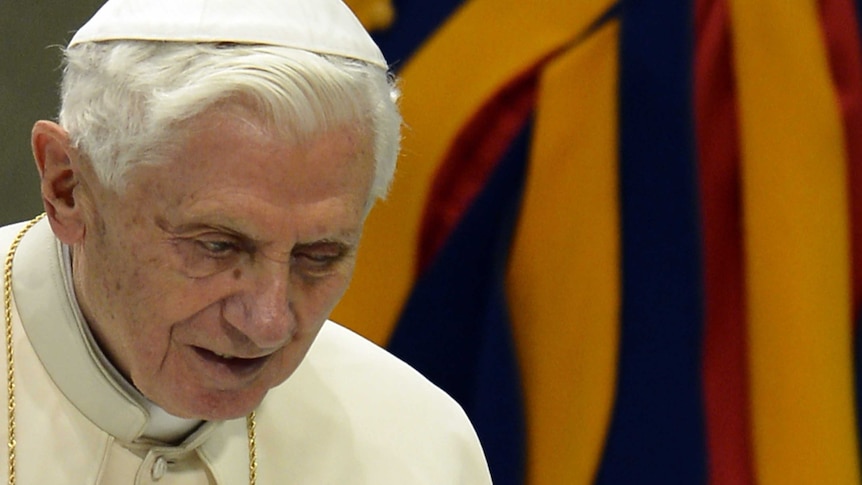Pope Benedict holds weekly audience