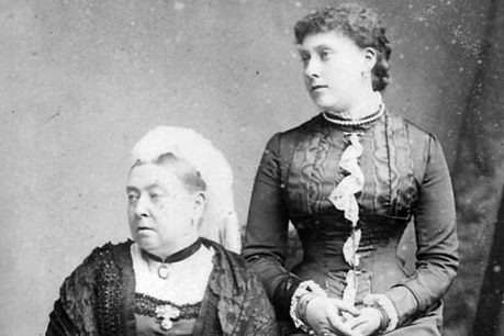 An old photo of Queen Victoria and her daughter in black and white
