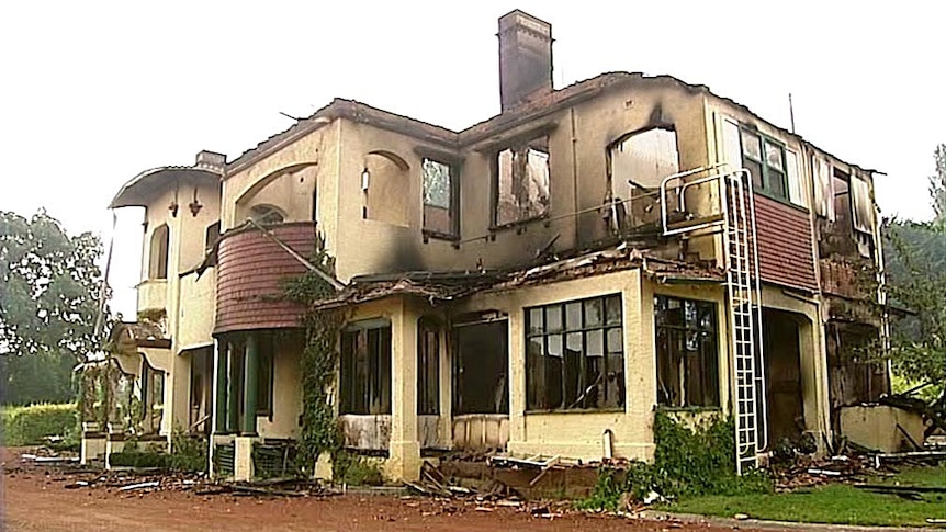 Carngham Station homestead, destroyed by a bushfire.