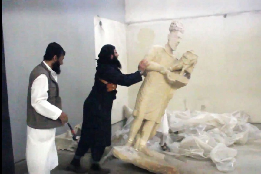 Destruction in Mosul museum
