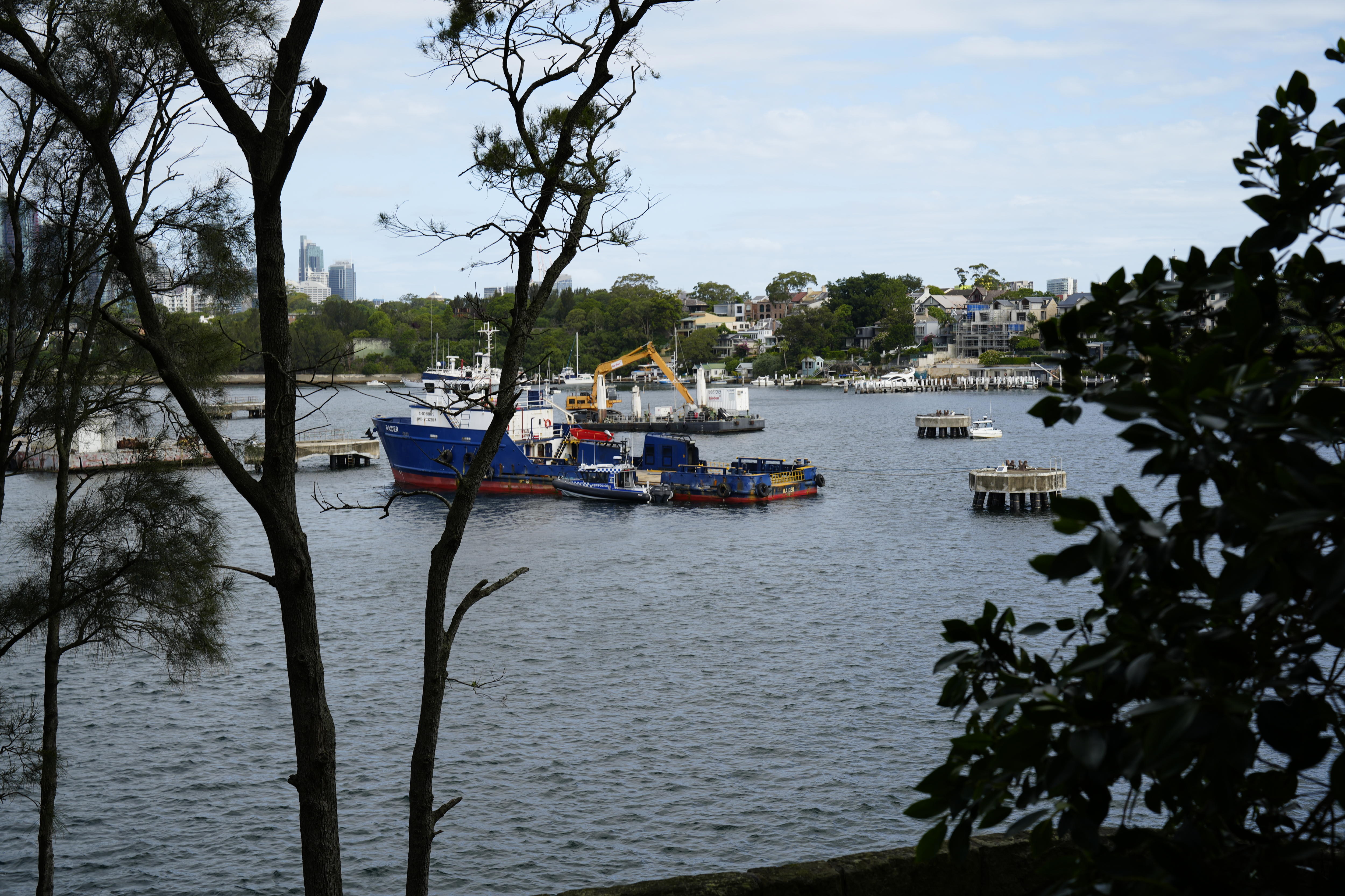 Ship involved in cocaine bust now moored in Sydney after distress call