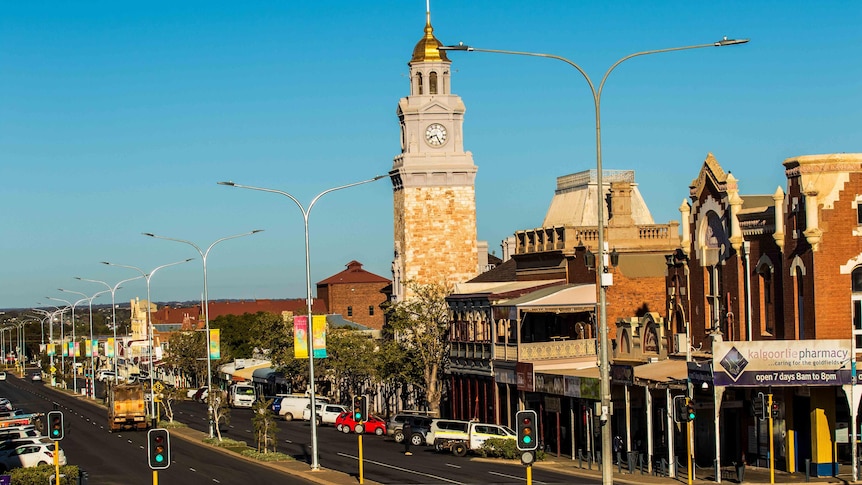 A photograph of a streetscape in the central business district of regional city Kalgoorlie. 