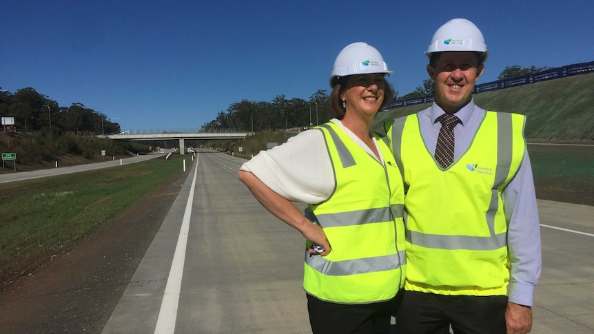 Oxley MP Melinda Pavey and Federal Member for Cowper Luke Hartsuyker pose on the new section of the highway.