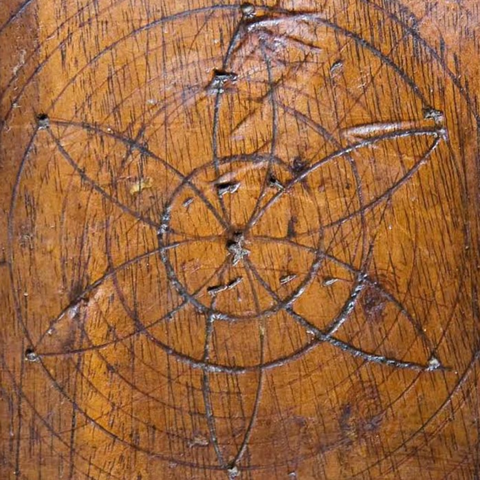 Hexafoil markings in the 1825 Courthouse at Richmond, Tasmania