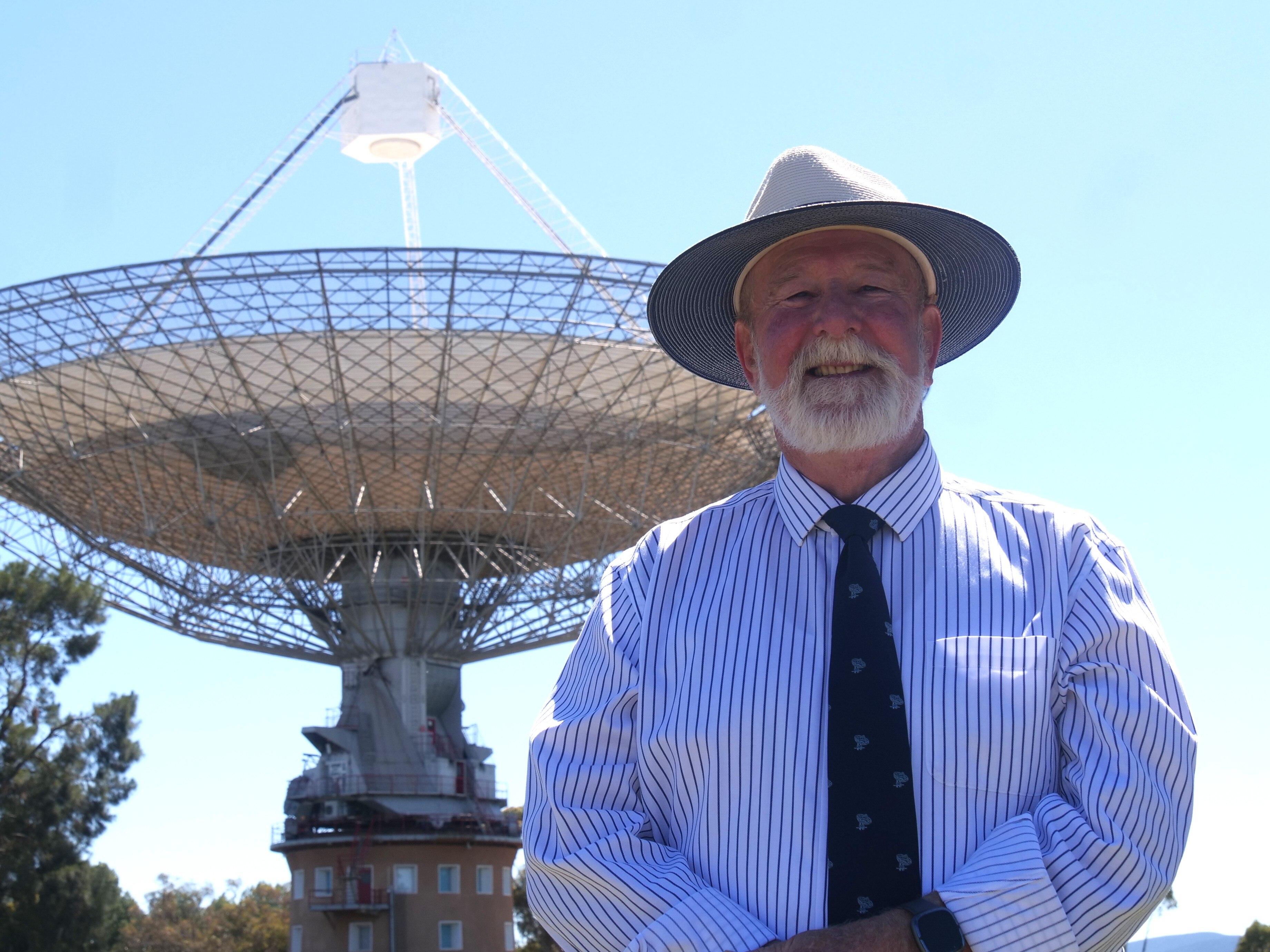 Ken Keith standing in front of the Dish