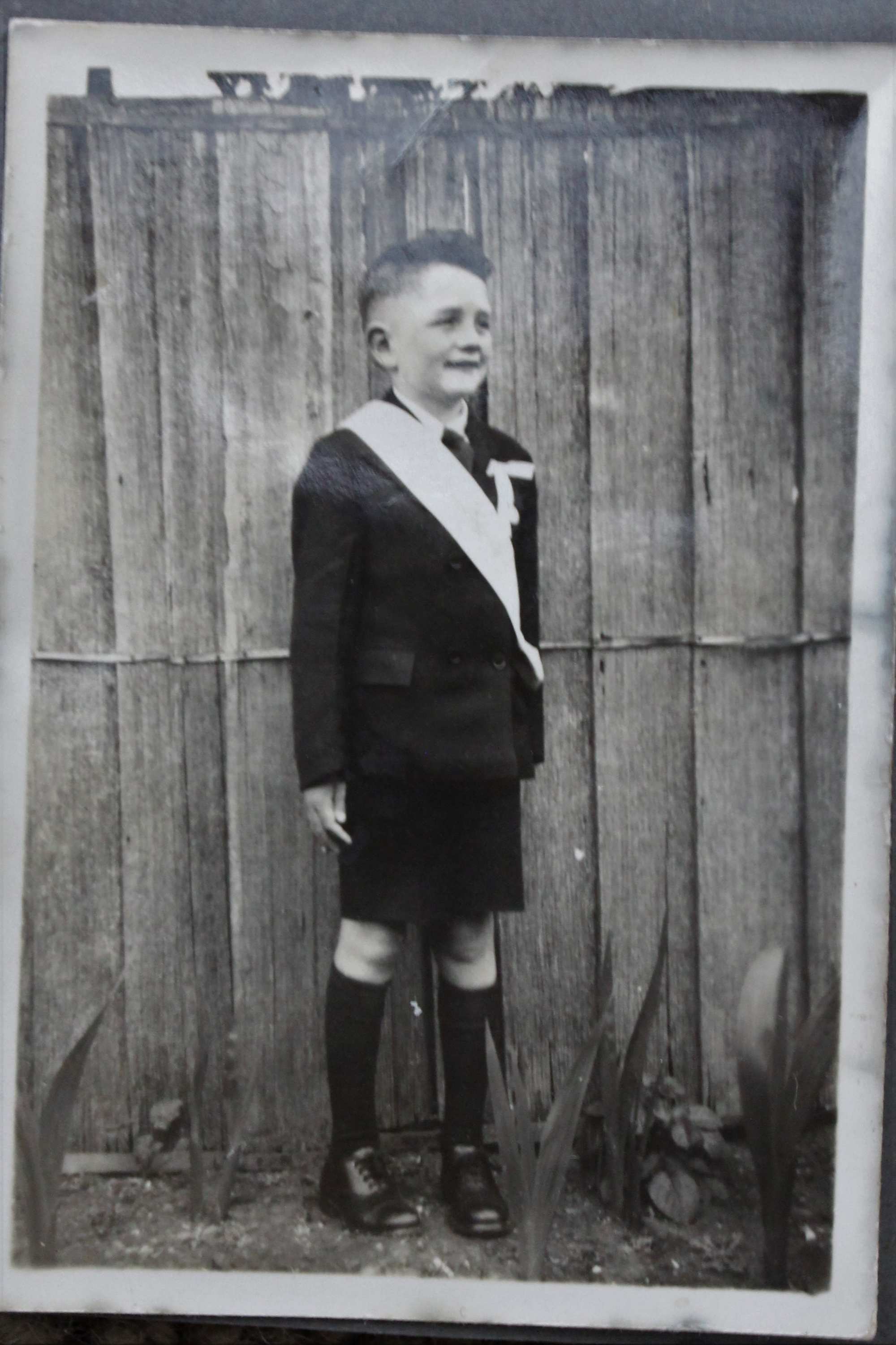 How clothing entrepreneur Fletcher Jones came to a family's aid in