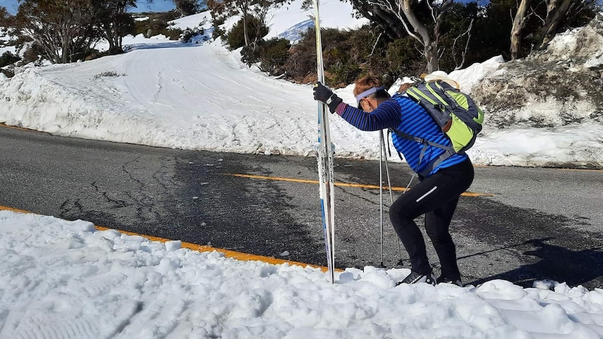 La bataille de Falls Creek fait rage entre la planche alpine et les skieurs pour le déneigement