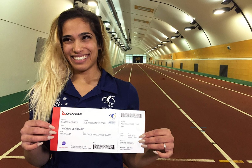 Paralympian Madison de Rozario with her ticket to Rio.