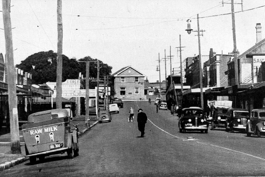 A photo of Macquarie street in 1939.