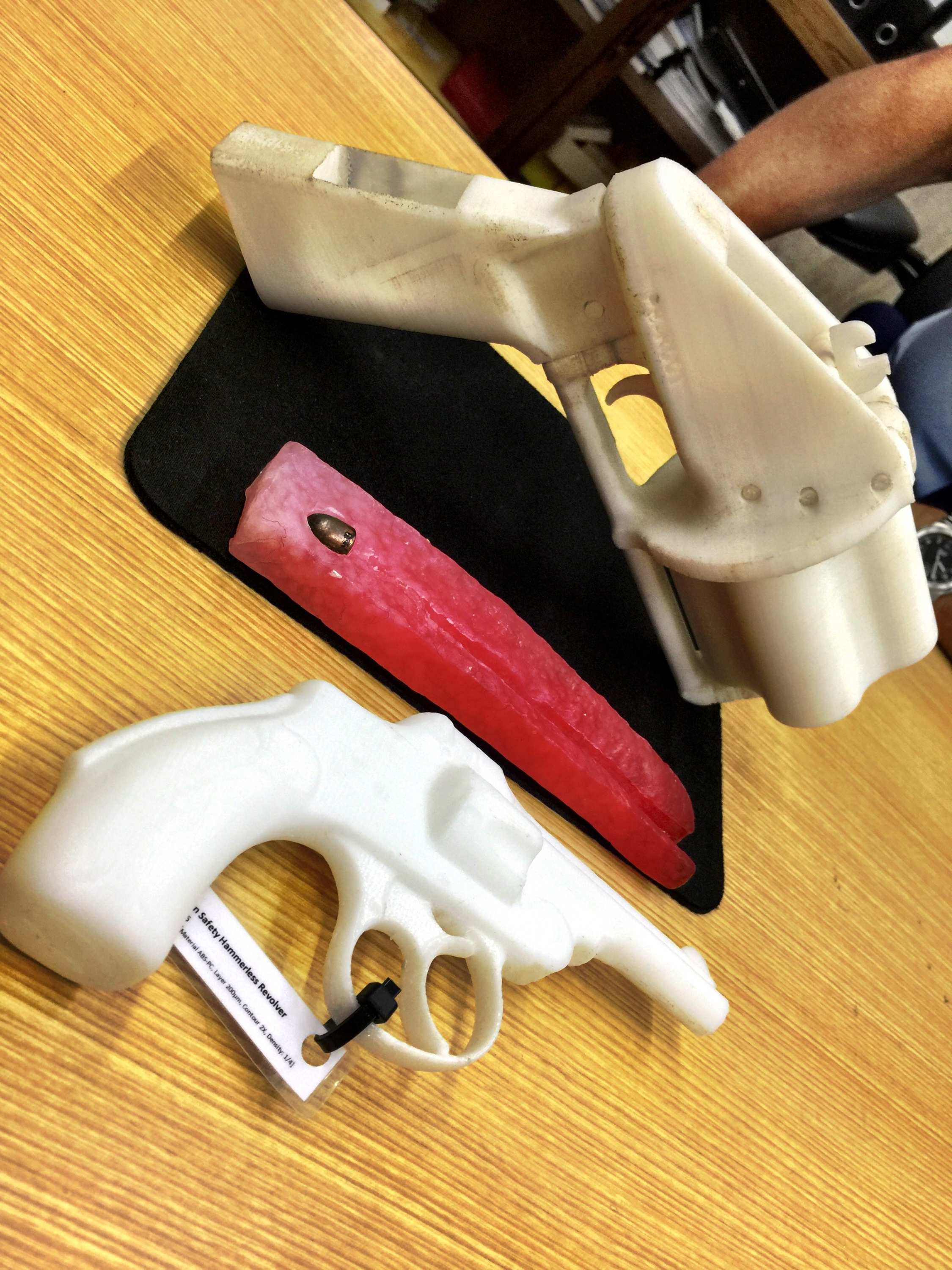 3D printing, mail system used to produce growing number of illegal