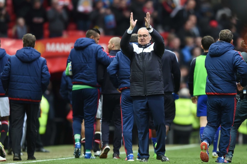 Claudio Ranieri applauds fans after draw with Manchester United