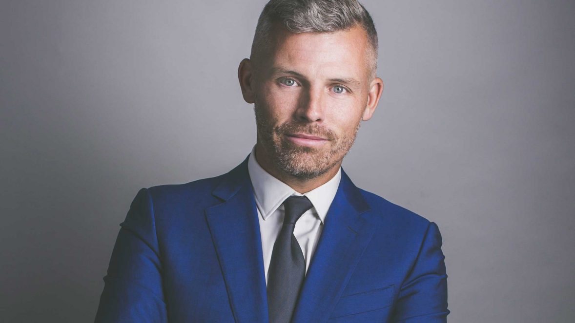 Des Bishop on mastering Mandarin in nine months - ABC listen