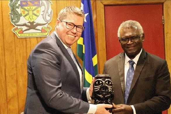 Australian Minister Pat Conroy and Solomon Islands Prime Minister Manasseh Sogavare (SIG Photo)
