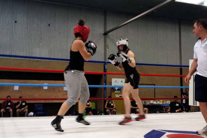 Sally Bromley boxing against Bianca Elmir at the Australian Institute of Sport in Canberra