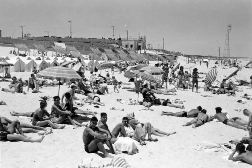 Swimmers on Scarborough Beach in 1946.
