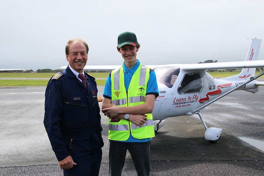 Tasmanian flight instructor Eugene Reid with Bob Bramley