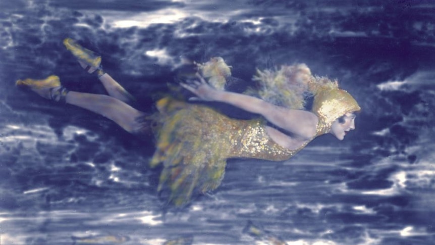 Annette Kellerman swimming