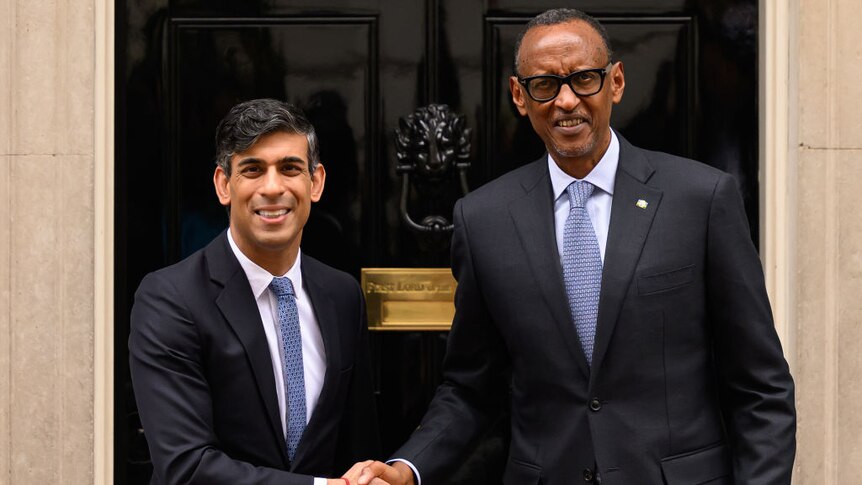 Rishi Sunak and Rwandan President Paul Kagame shake hands outside Downing St