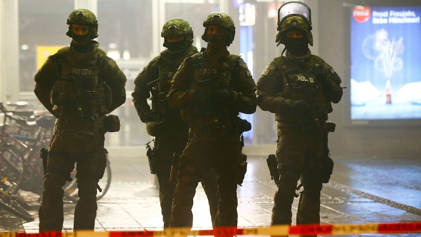 German police outside Munich train station